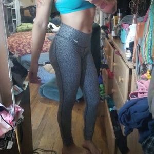 Nike sport leggings